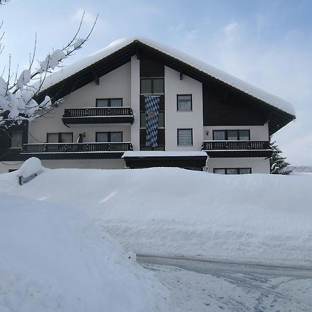ホテル Buechelsteiner Hof Grattersdorf エクステリア 写真